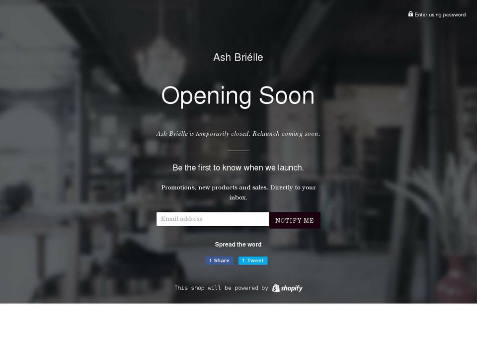 ashbrielleboutique.com shopify website screenshot