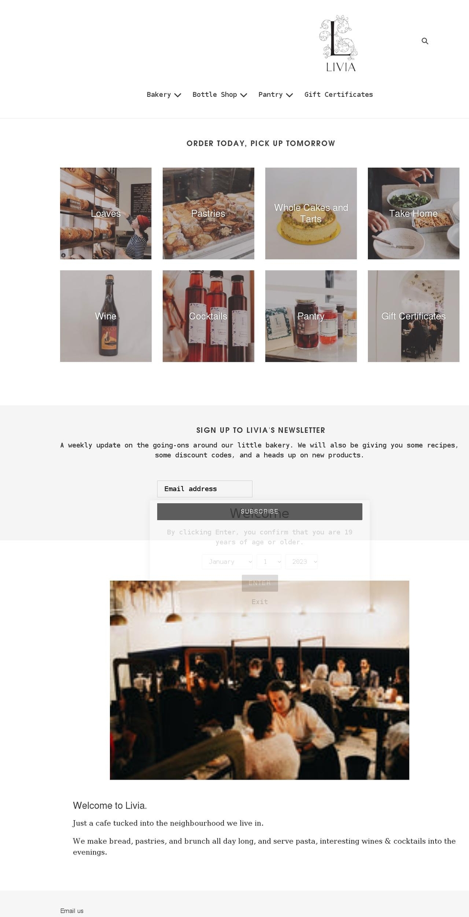 liviasweets.shop shopify website screenshot