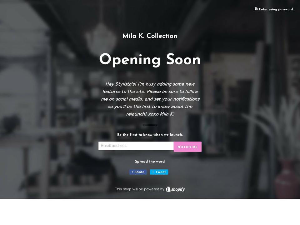 Full Carousel Shopify theme site example looksbymilak.com