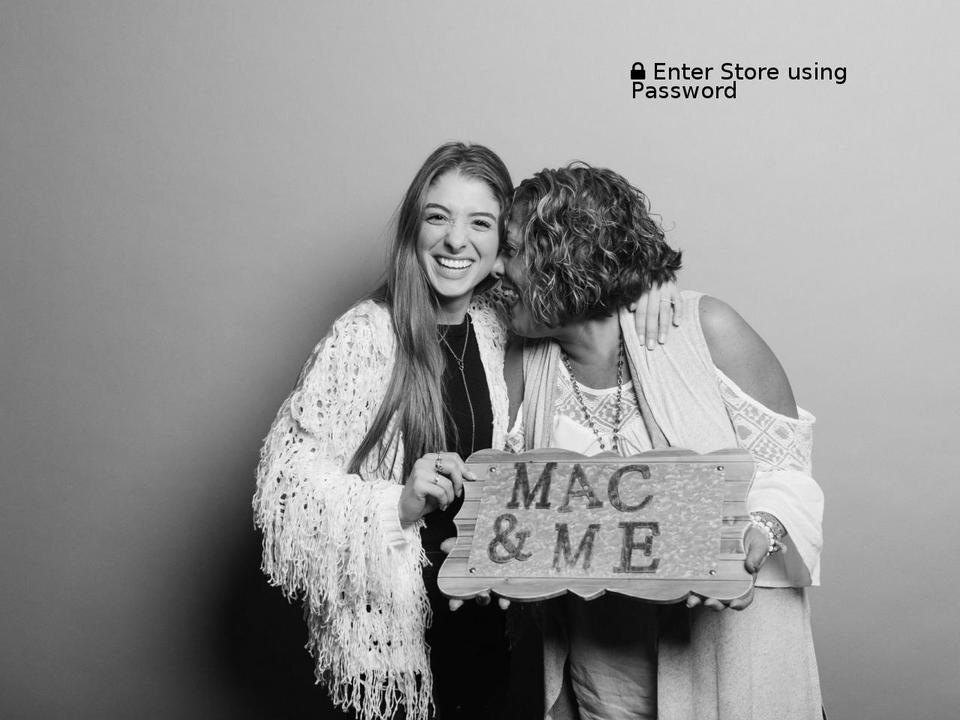 macandmeclothing.com — Shopify storefront screenshot
