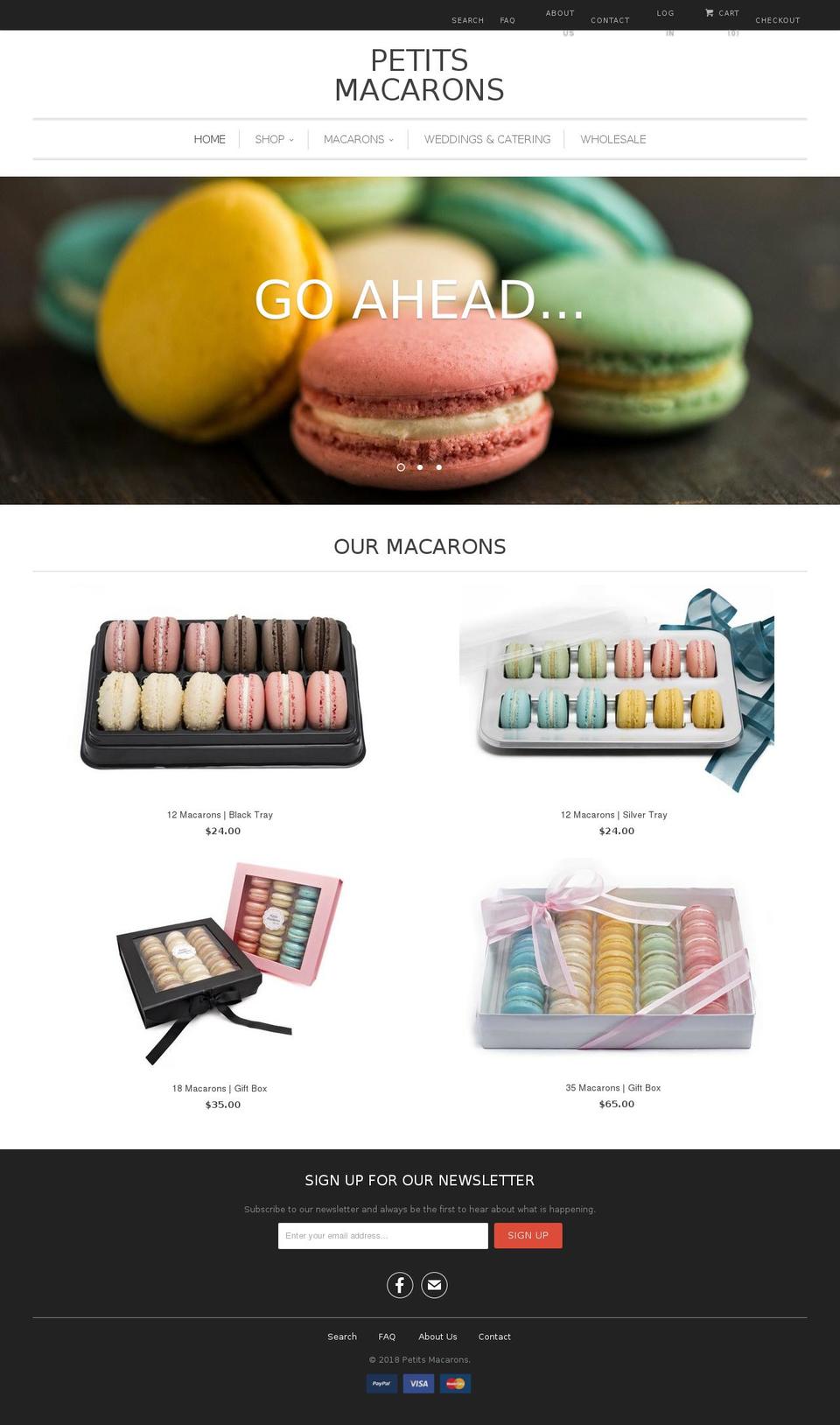 petitsmacarons.ca shopify website screenshot