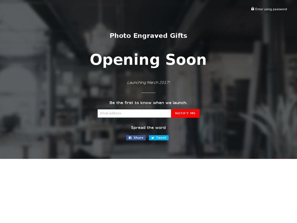 photoengravedgifts.com shopify website screenshot
