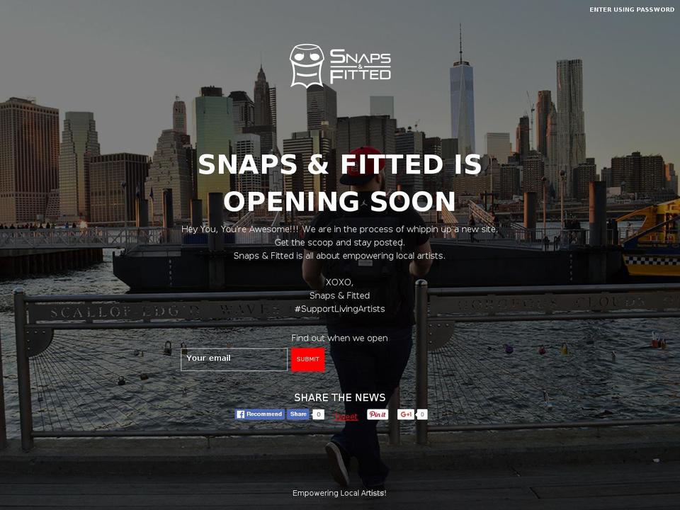 snapsandfitted.com shopify website screenshot