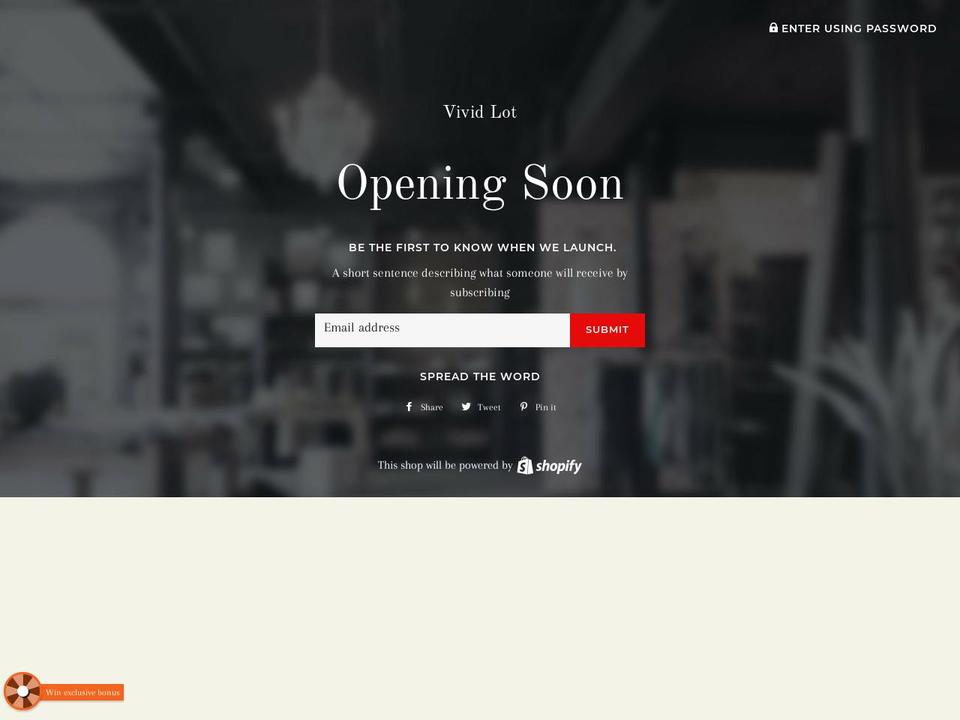 vividlot.com — Shopify storefront screenshot